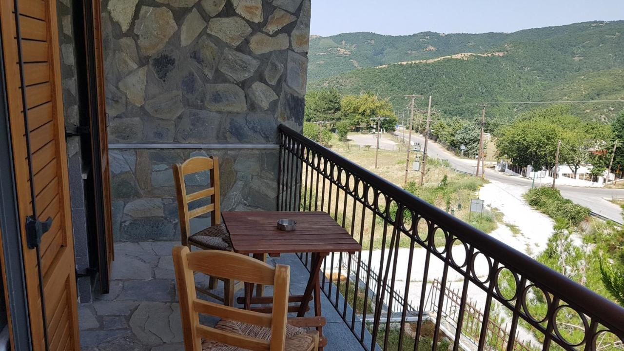 Hotel Metoxi Spiliá Exterior photo